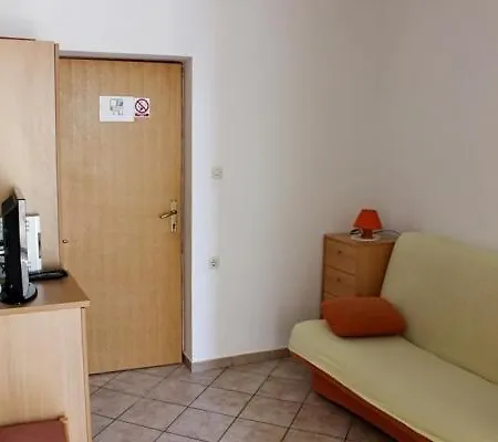 شقة In With Seaview, Loggia, Air Condition, Wifi