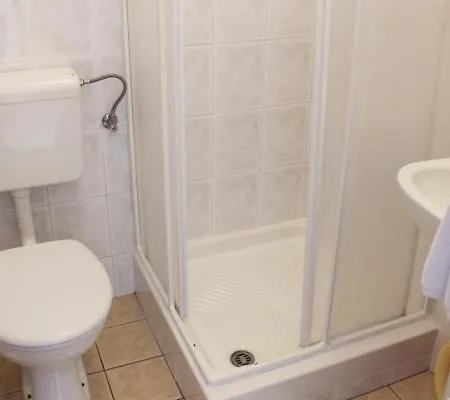شقة In With Seaview, Loggia, Air Condition, Wifi *