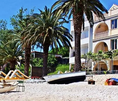 شقة In With Seaview, Loggia, Air Condition, Wifi *